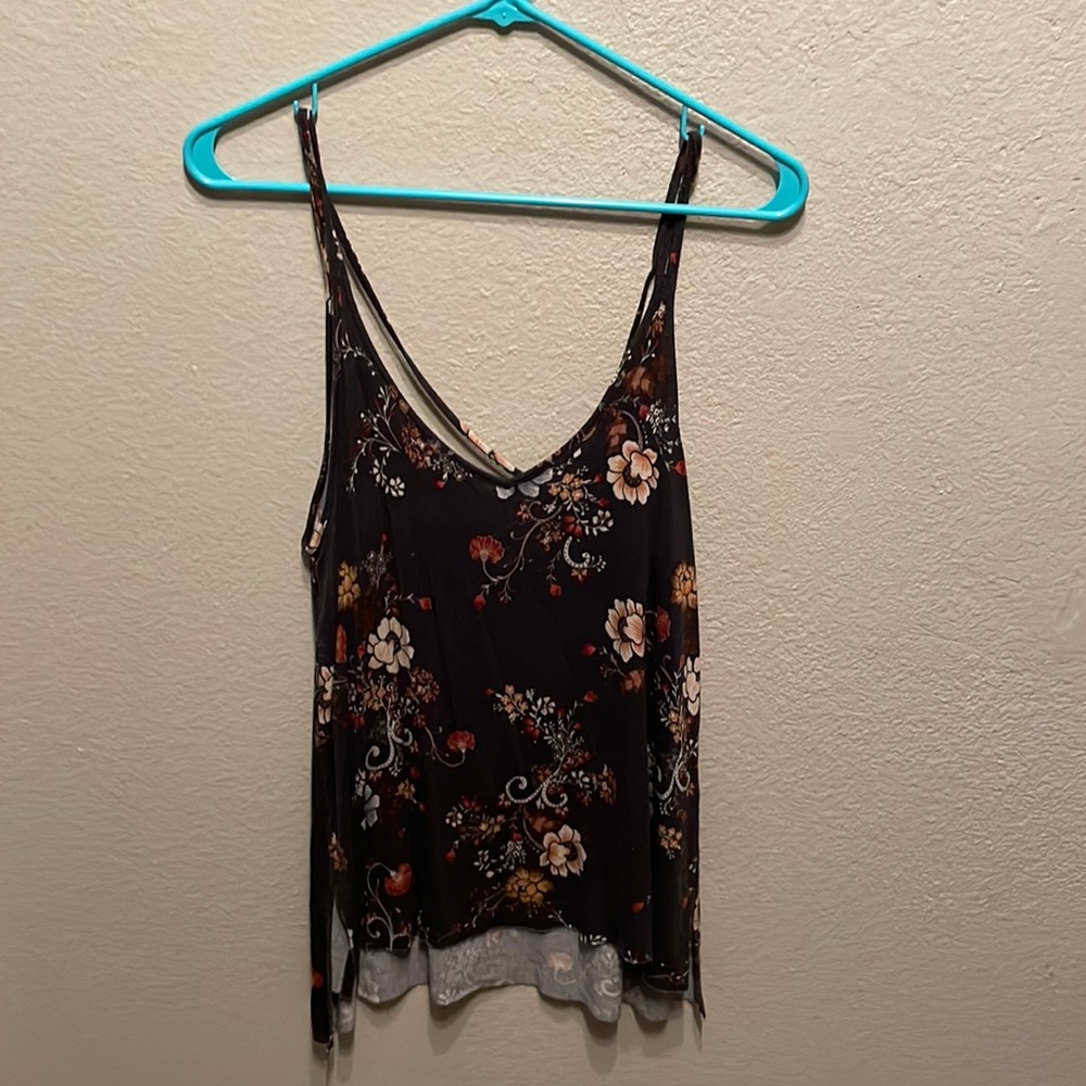 Cross cross back floral tank top